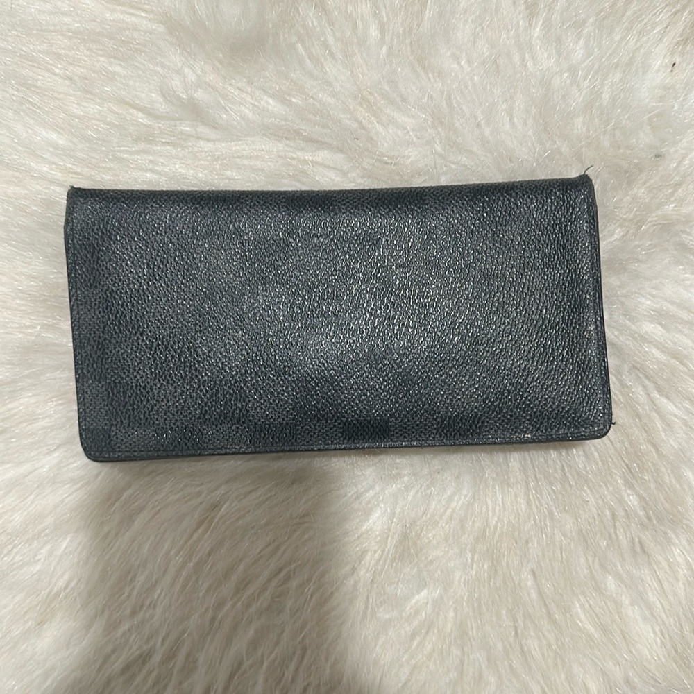 Louis Vuitton Men’s Wallet